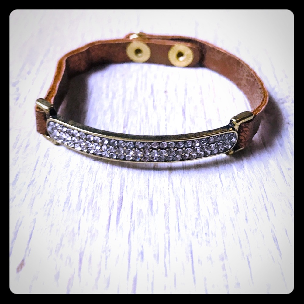 Beautiful Crystal and Faux Leather Bracelet